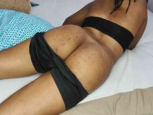 petittegoddess254 webcam