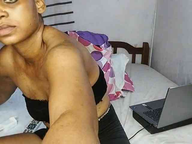 petittegoddess254 webcam