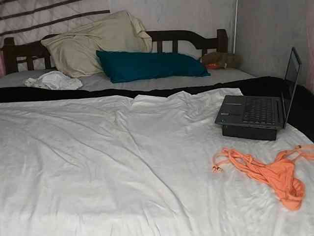 petittegoddess254 webcam