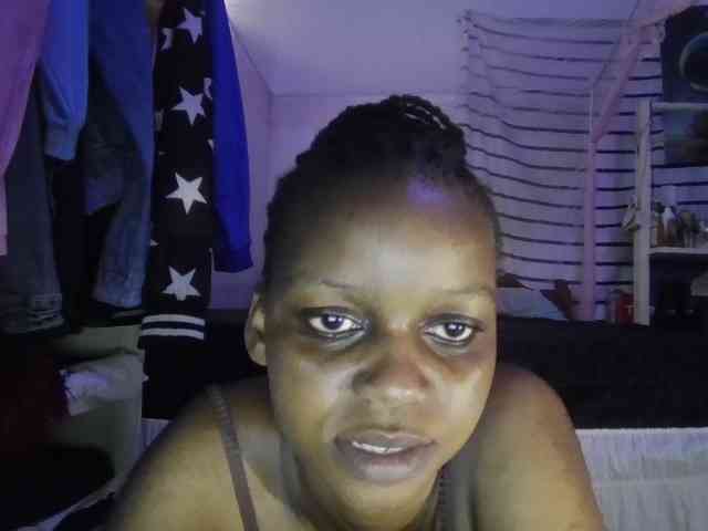 petittegoddess254 webcam