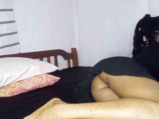 petittegoddess254 webcam