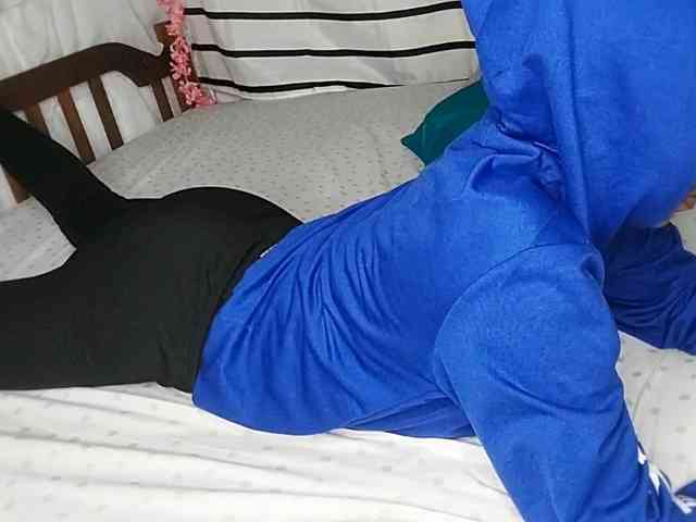 petittegoddess254 webcam