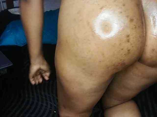 petittegoddess254 webcam