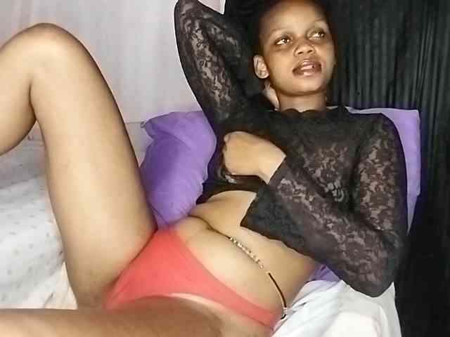 petittegoddess254 webcam