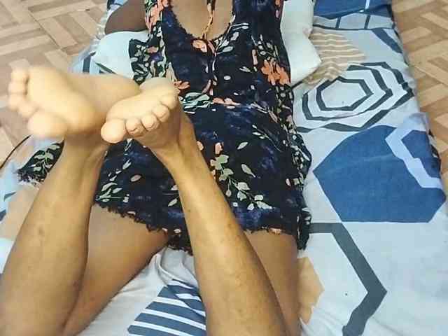 petittegoddess254 webcam