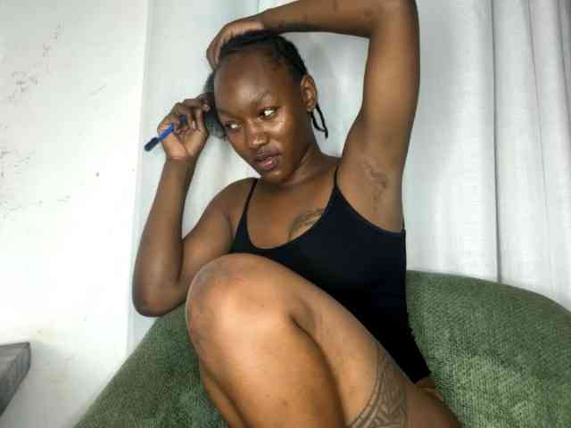 petittegoddess254 webcam
