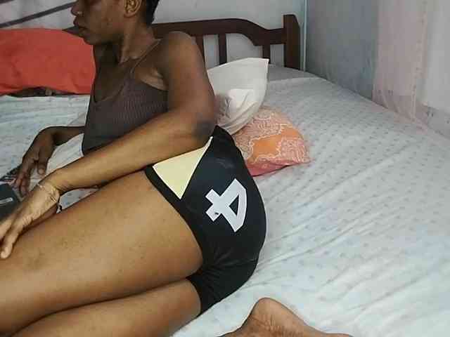 petittegoddess254 webcam