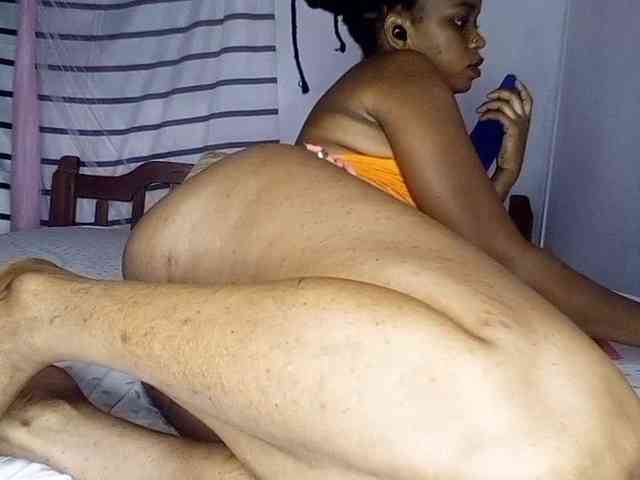 petittegoddess254 webcam