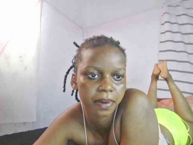 petittegoddess254 webcam
