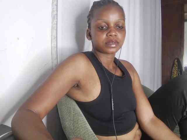 petittegoddess254 webcam
