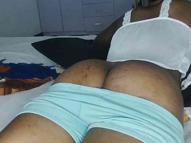 petittegoddess254 webcam