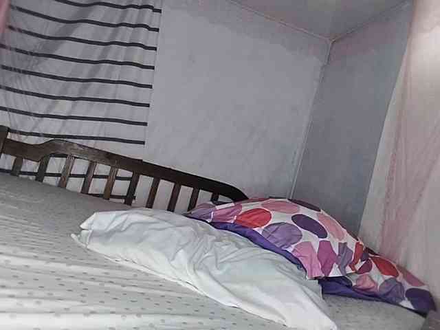 petittegoddess254 webcam