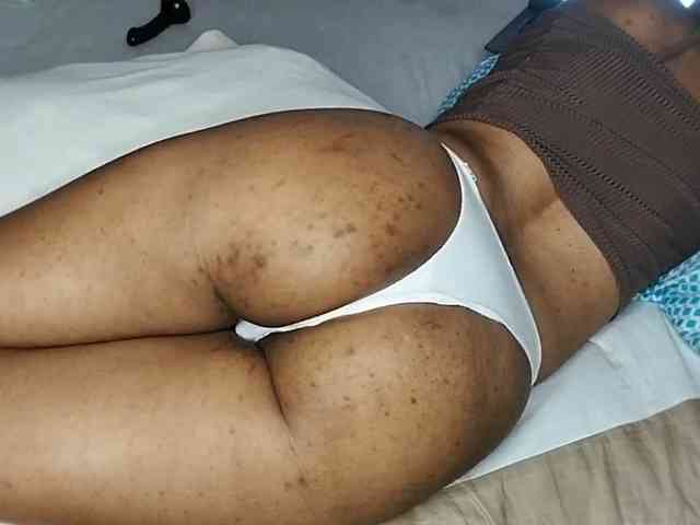 petittegoddess254 petittegoddess254