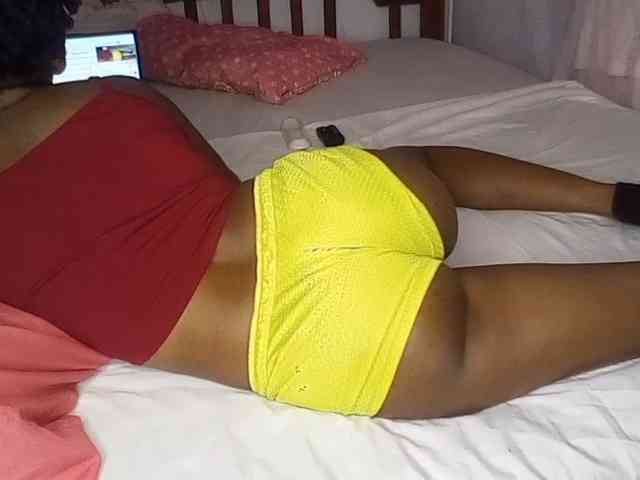 petittegoddess254 webcam
