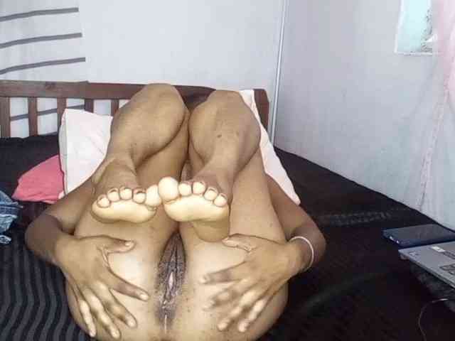 petittegoddess254 webcam