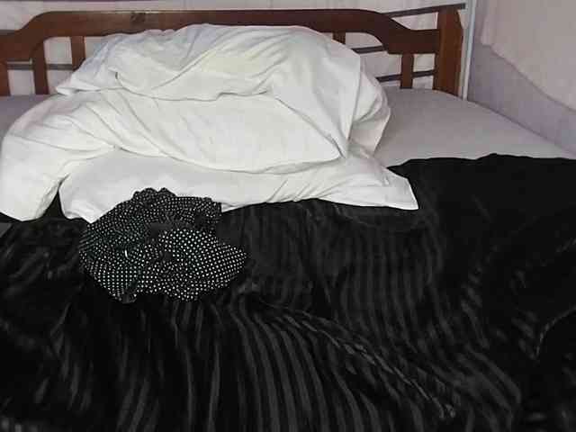 petittegoddess254 petittegoddess254