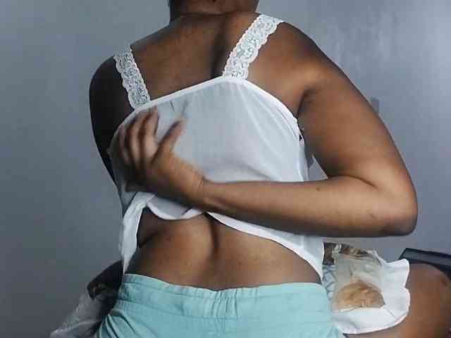 petittegoddess254 webcam