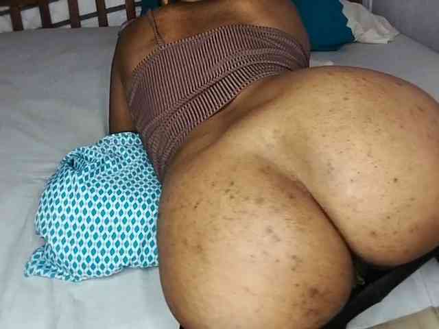 petittegoddess254 webcam