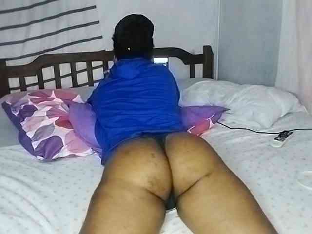 petittegoddess254 webcam
