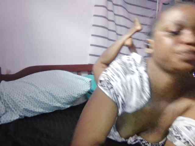 petittegoddess254 webcam