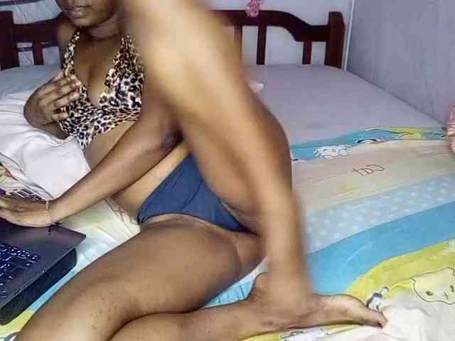 petittegoddess254 petittegoddess254
