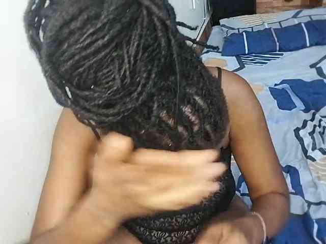 petittegoddess254 webcam