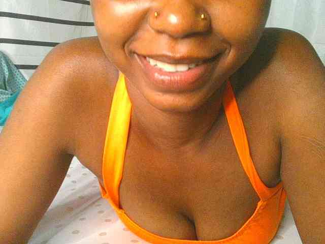 petittegoddess254 webcam