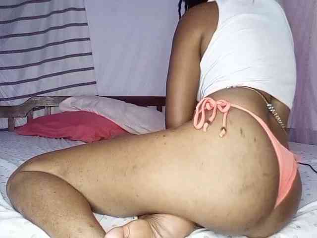 petittegoddess254 petittegoddess254