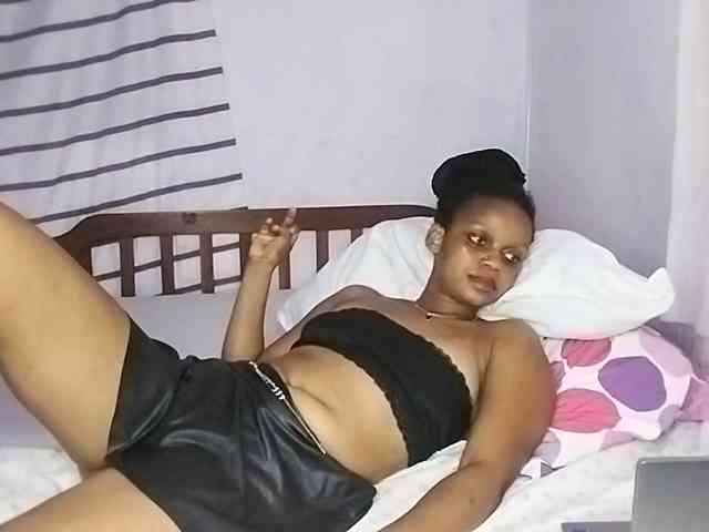 petittegoddess254 webcam