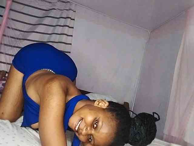petittegoddess254 webcam