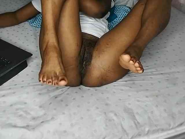 petittegoddess254 webcam