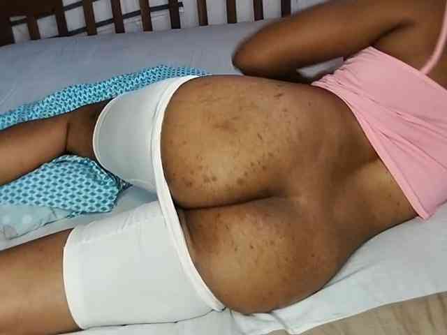 petittegoddess254 webcam