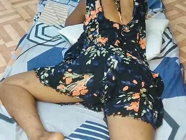 petittegoddess254 webcam