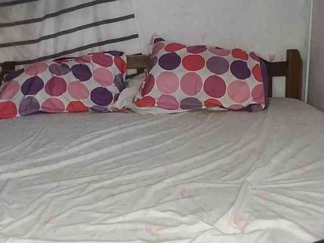 petittegoddess254 webcam