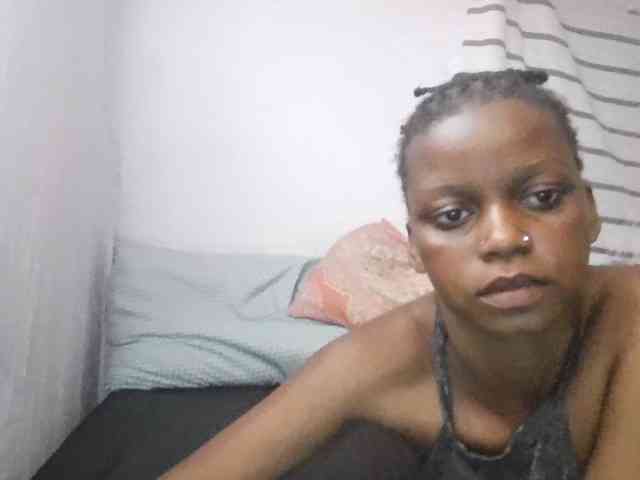 petittegoddess254 webcam
