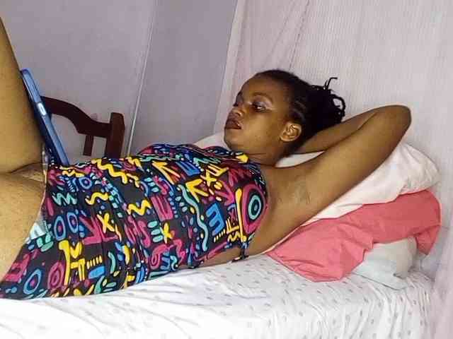 petittegoddess254 webcam