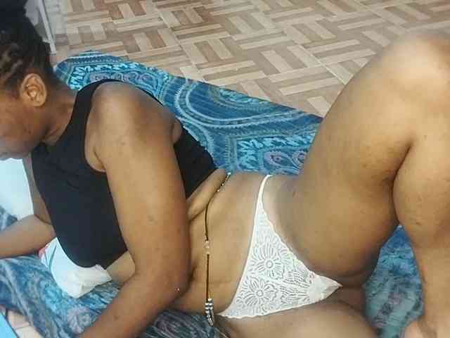 petittegoddess254 webcam