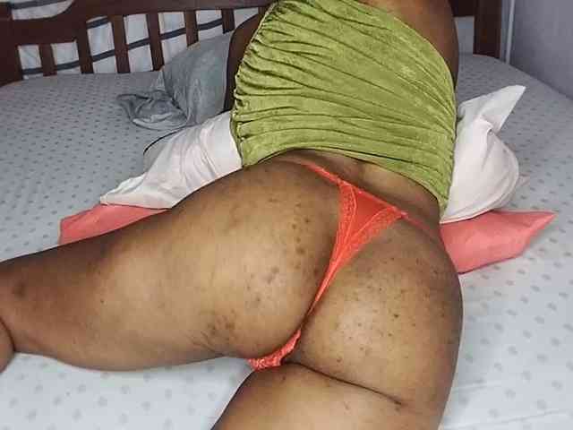 petittegoddess254 petittegoddess254