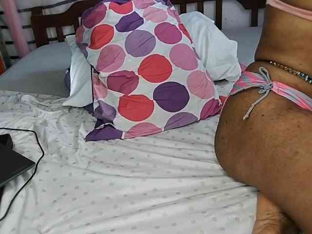 petittegoddess254 webcam