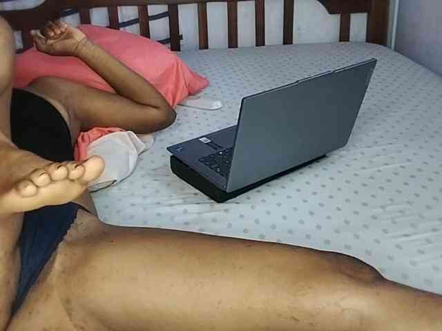 petittegoddess254 webcam