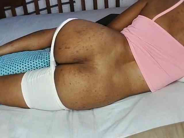 petittegoddess25... Live Webcam on BongaCams