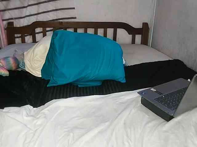 petittegoddess254 webcam