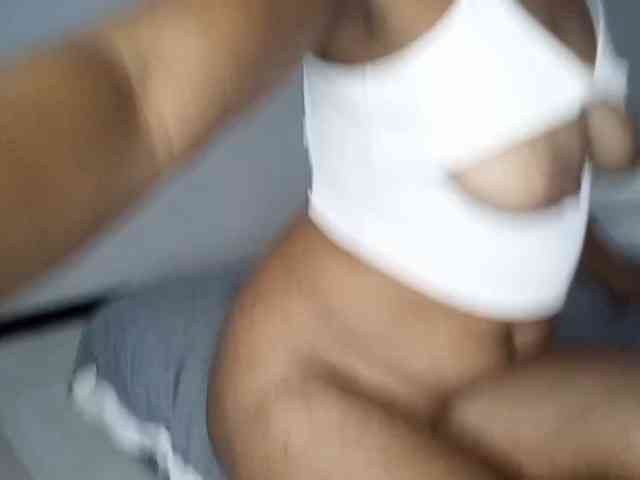 petittegoddess254 webcam