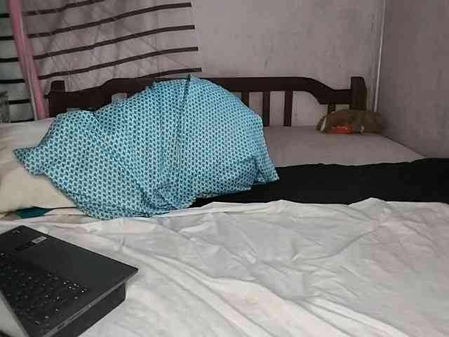petittegoddess254 webcam