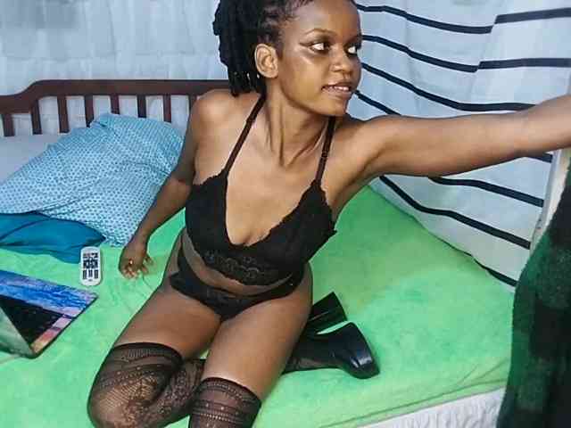 petittegoddess254 webcam
