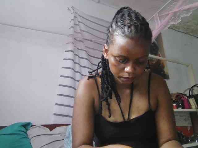 petittegoddess254 webcam