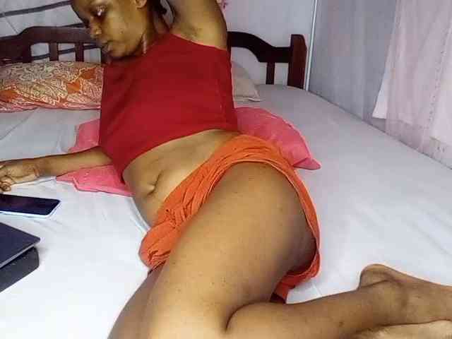petittegoddess254 webcam