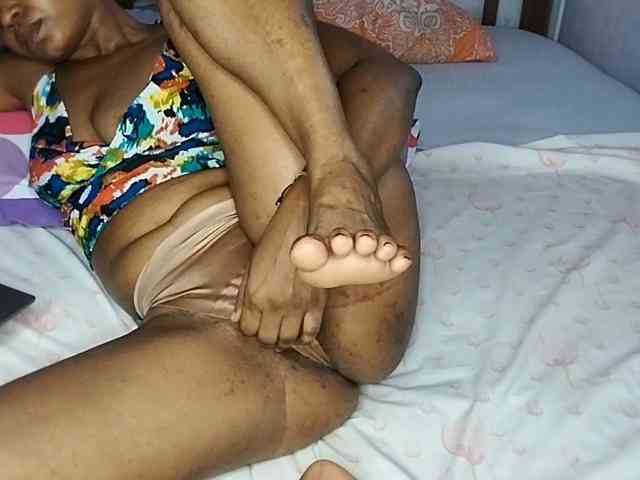 petittegoddess254 webcam