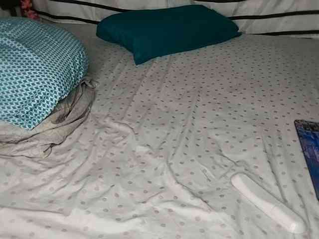 petittegoddess254 webcam