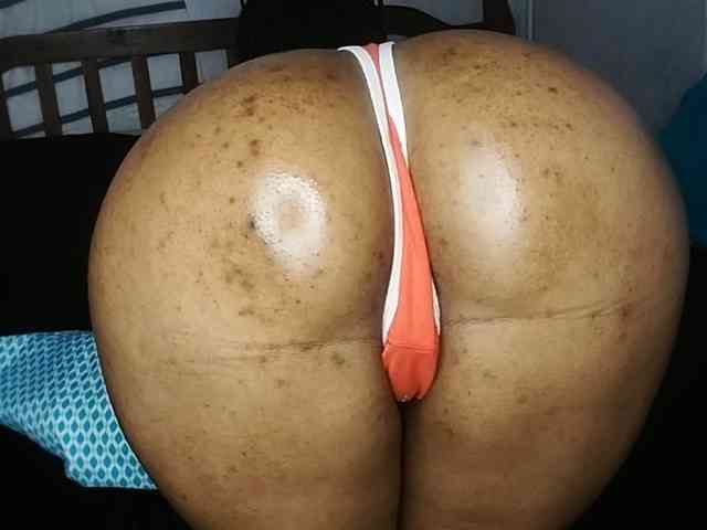 petittegoddess254 petittegoddess254